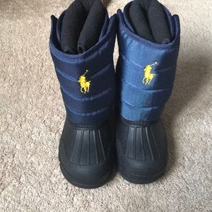 Boys snow boots brand new, never worn, no box